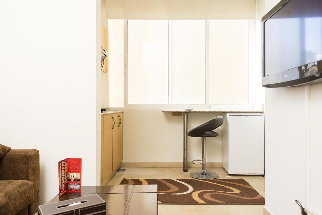 Bliss 3000 Furnished Studios Beirut Exterior foto